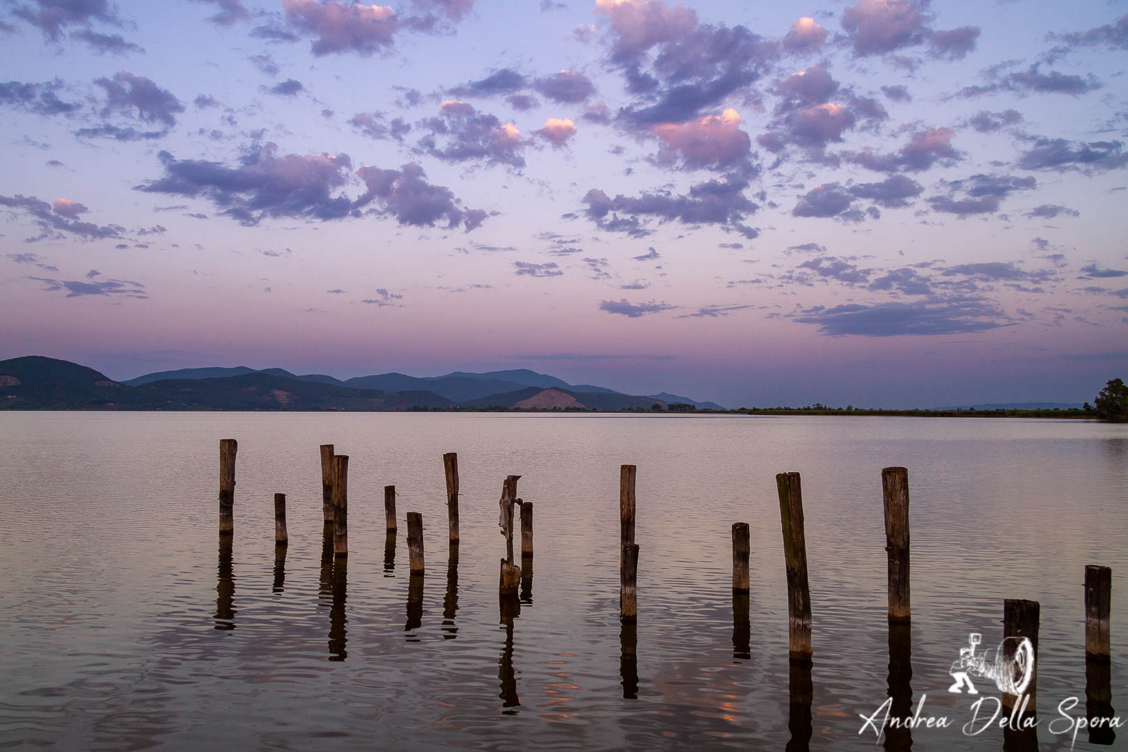 LAGO DI MASSACIUCCOLI ALL’IMBRUNIRE