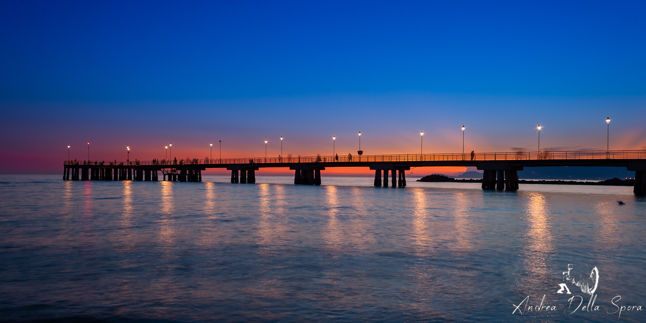 Il pontile di Marina di Massa