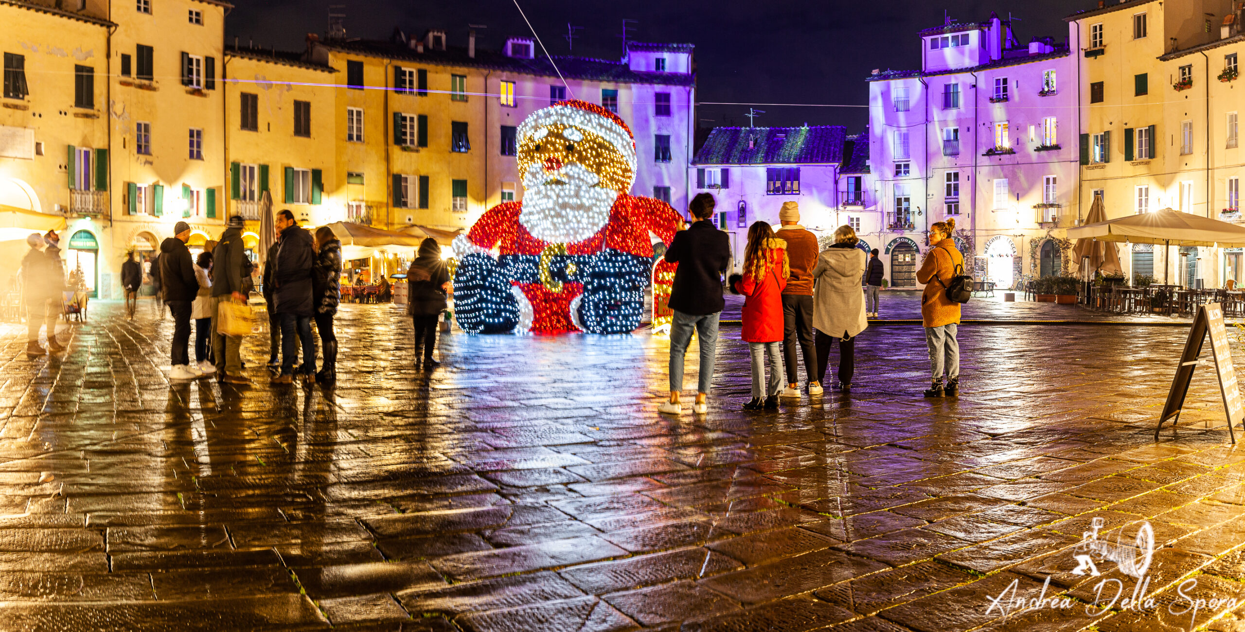 Piazza dell’Anfiteatro – Lucca