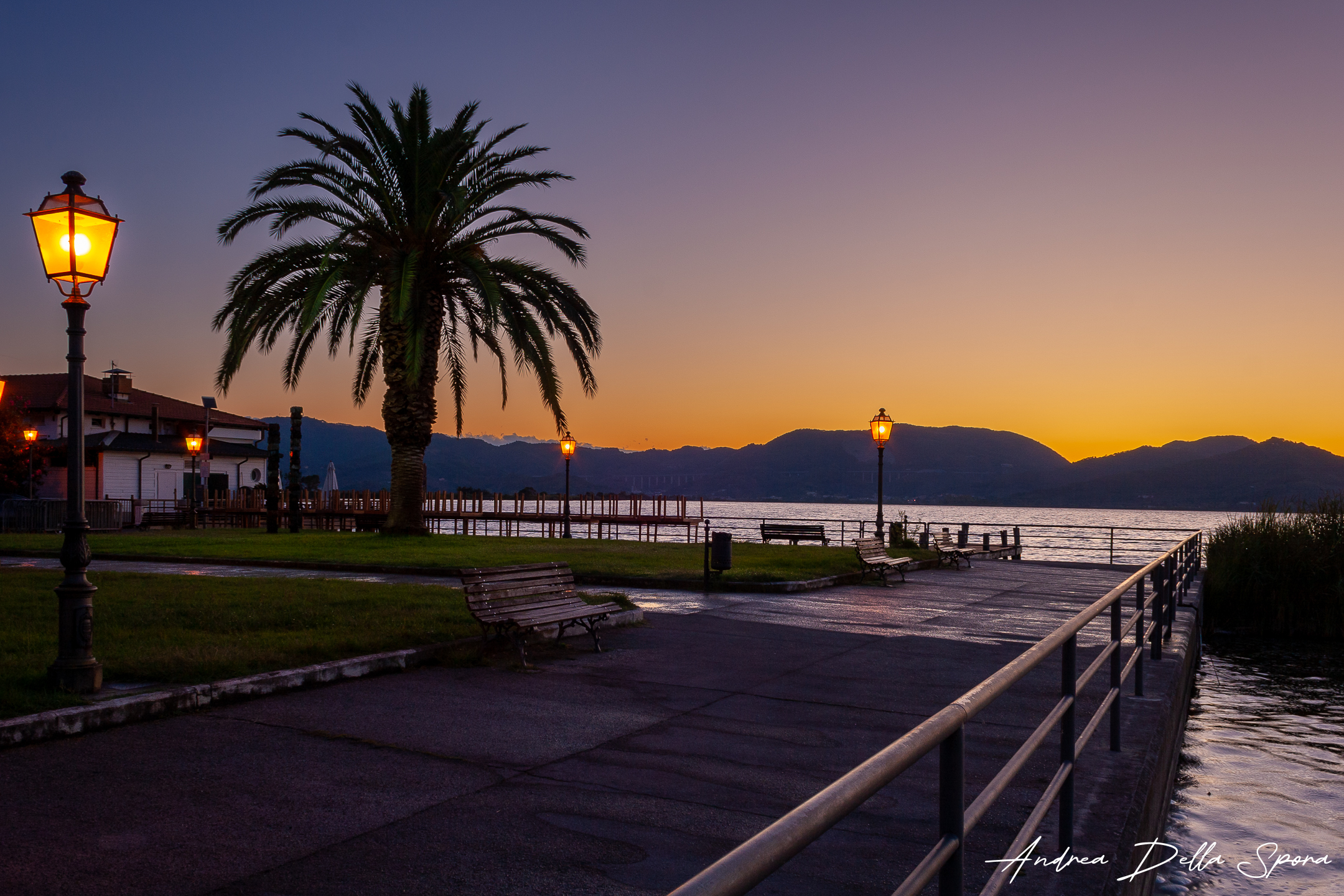 Alba sul lago – Torre del lago Puccini