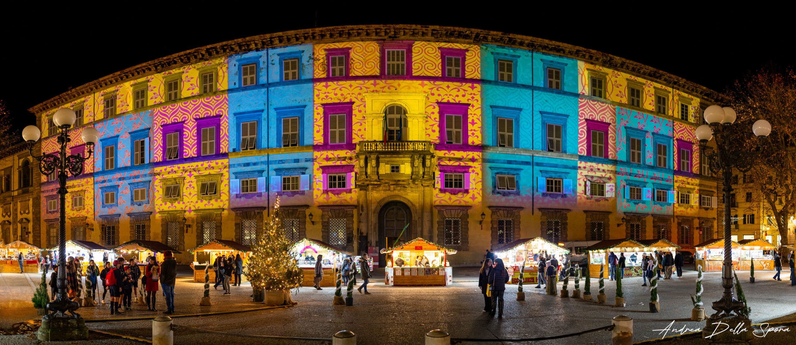 Lucca – Piazza Napoleone