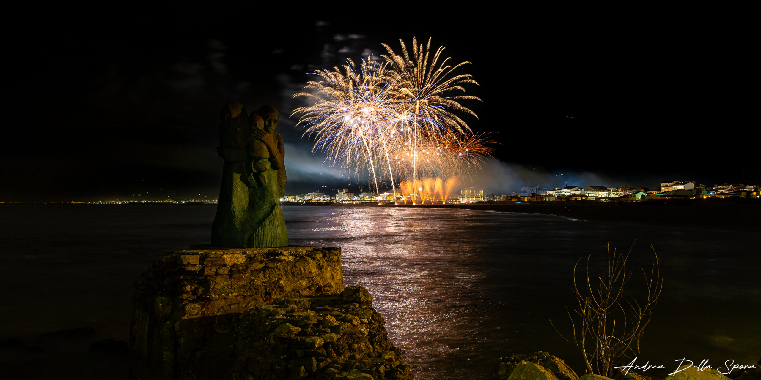 Carnevale di Viareggio 2025 – Spettacolo Pirotecnico